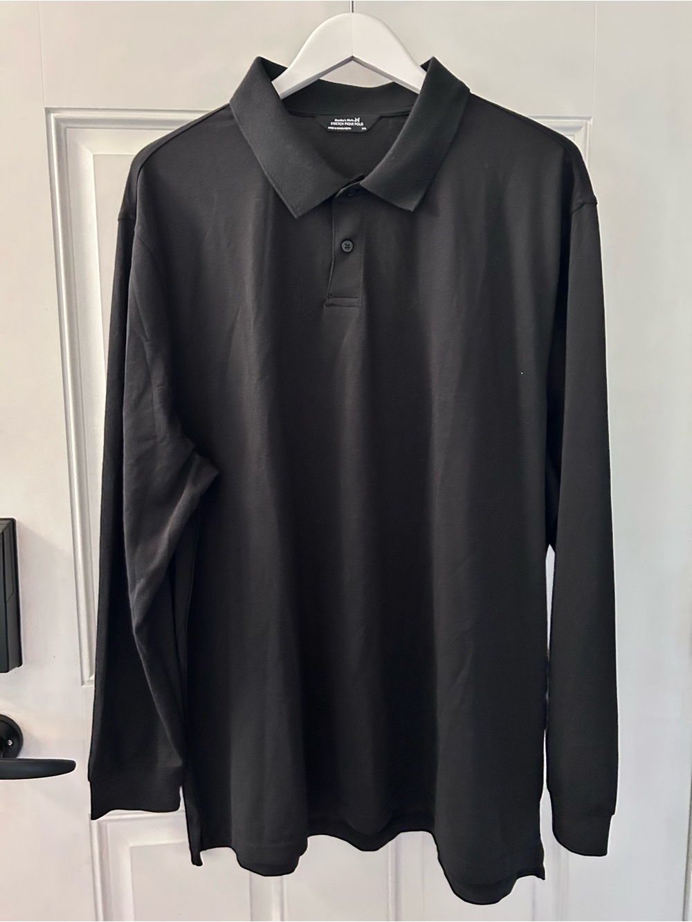Men's Black Long-Sleeve Polo — Minimalist Casual Top